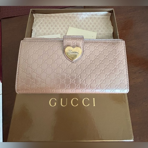 Gucci 😍 GG Metallic Long Wallet - Picture 1 of 13